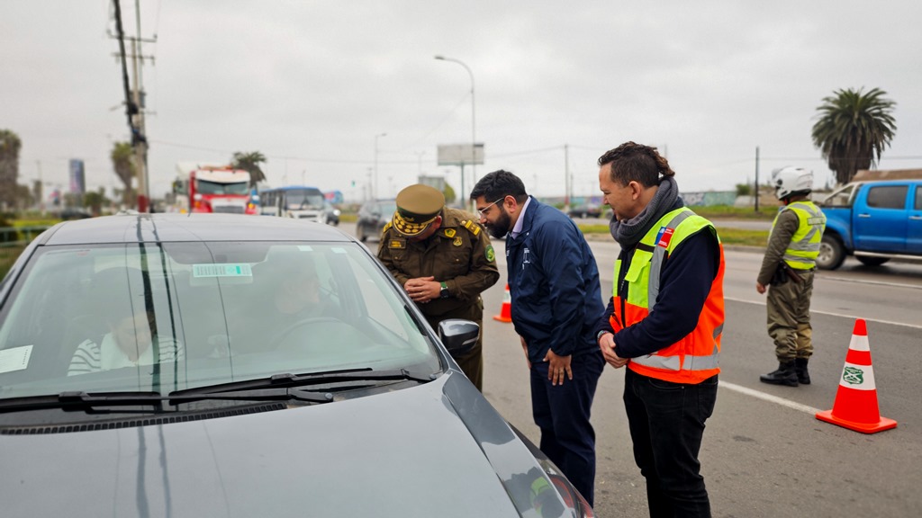 Gobierno intensifica fiscalizaciones carreteras ante el aumento del flujo vehicular