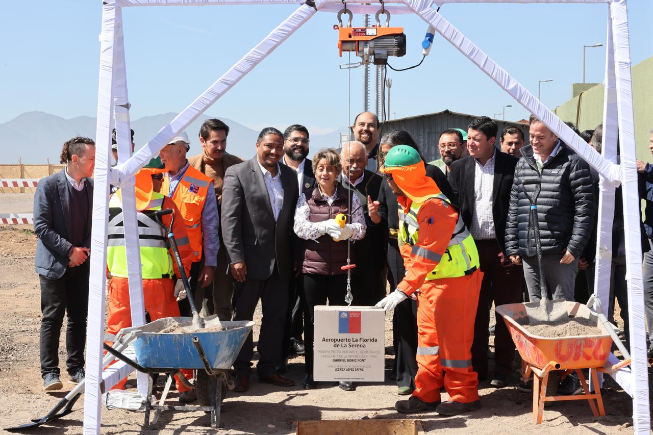 Ministra López lidera el inicio de la construcción del nuevo Aeropuerto La Florida de La Serena